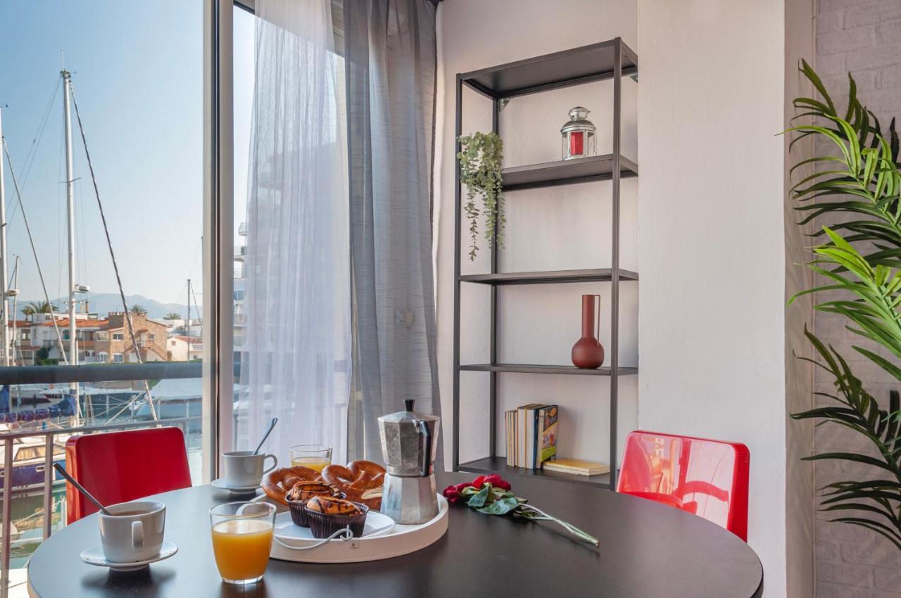 Estudio En 1ª Linea Con Vistas Al Puerto Deportivo By Insidehome Empuriabrava Esterno foto